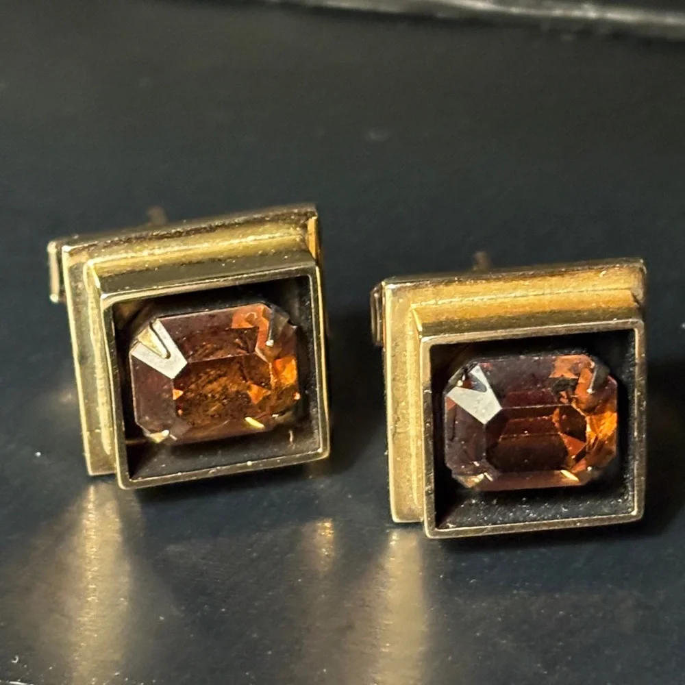 🔴Square Cufflinks, Gold & Amber, Vintage